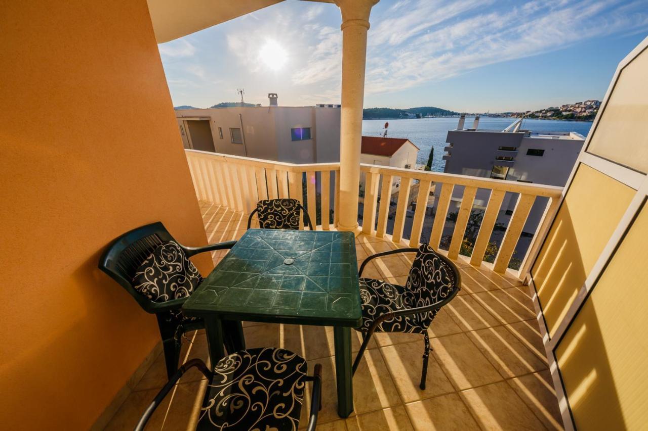 Apartamenty Z Basenem Ilja Rogoznica (Sibenik-Knin) Dış mekan fotoğraf